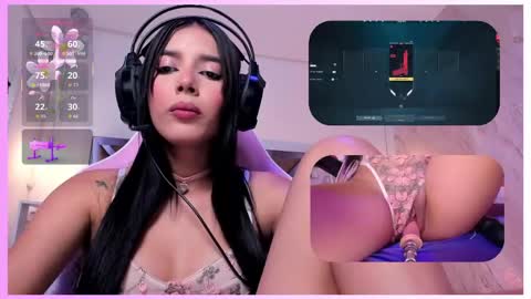 Snapshot of sweetie_cloe chatting on 22, 4, 2026 sweetie_cloe online show from 22, 4, 2026