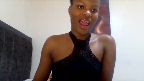 sweetie lee online show from 10, 10, 2025
