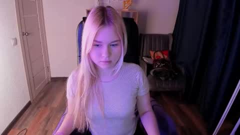 Mia online show from 19, 2, 2026