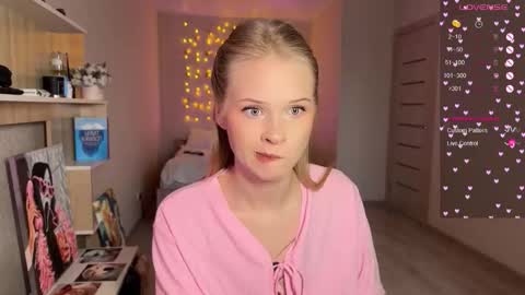 sweetie Lisa3 online show from 22, 12, 2025