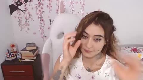 Snapshot of sweetkatik chatting on 8, 9, 2025 karen online show from 8, 9, 2025