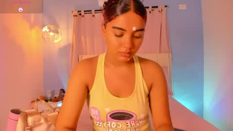 Snapshot of sweetkimmie_ chatting on 9, 5, 2026 Isabel online show from 9, 5, 2026