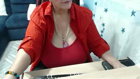Snapshot of sweetladyrebeka chatting on 2, 12, 2025 Rebeka online show from 2, 12, 2025
