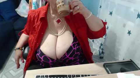 Snapshot of sweetladyrebeka chatting on 7, 7, 2026 Rebeka online show from 7, 7, 2026
