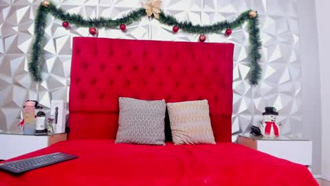 Snapshot of sweetlauren19 chatting on 22, 12, 2024 Lauren online show from 22, 12, 2024