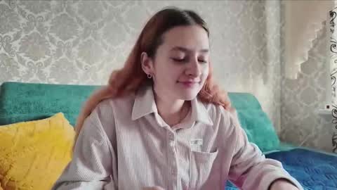 Snapshot of sweetliaison chatting on 15, 12, 2025 sweetliaison online show from 15, 12, 2025