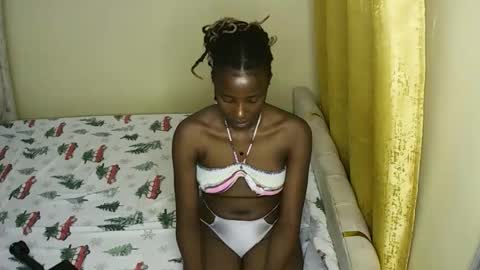 sweetlily_30 online show from 11, 4, 2026