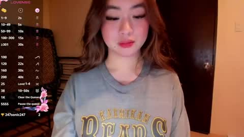 Snapshot of sweetlovepinay04 chatting on 22, 6, 2026 Zoe online show from 22, 6, 2026