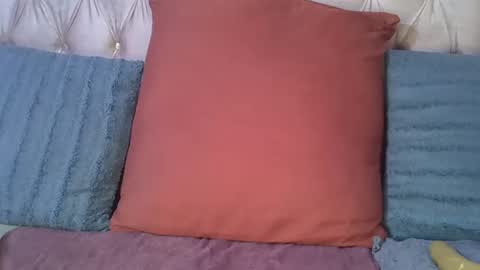 sweetmellowx1 online show from 16, 2, 2025