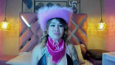 Snapshot of sweetmichel_ chatting on 1, 10, 2025 SweetMichel online show from 1, 10, 2025