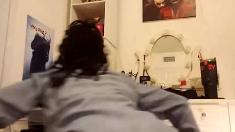 sweetnlow21 online show from 9, 3, 2025