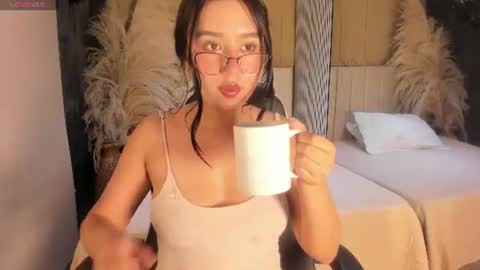 Snapshot of sweetnova_ chatting on 11, 6, 2026 Sweet Nova online show from 11, 6, 2026