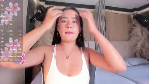 Snapshot of sweetnova_ chatting on 25, 6, 2026 Sweet Nova online show from 25, 6, 2026