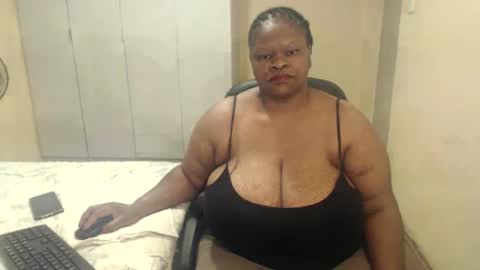 Snapshot of sweetnoziexxx chatting on 8, 12, 2024 sweetnoziexxx online show from 8, 12, 2024