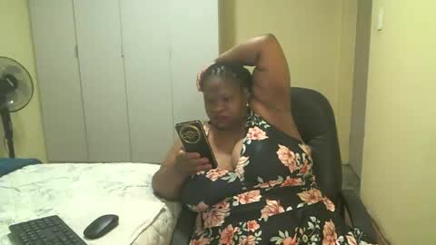 Snapshot of sweetnoziexxx chatting on 10, 12, 2024 sweetnoziexxx online show from 10, 12, 2024