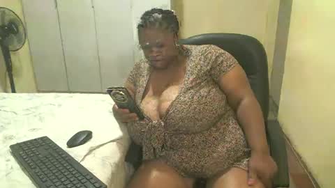 Snapshot of sweetnoziexxx chatting on 12, 12, 2024 sweetnoziexxx online show from 12, 12, 2024