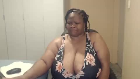 Snapshot of sweetnoziexxx chatting on 25, 9, 2025 sweetnoziexxx online show from 25, 9, 2025