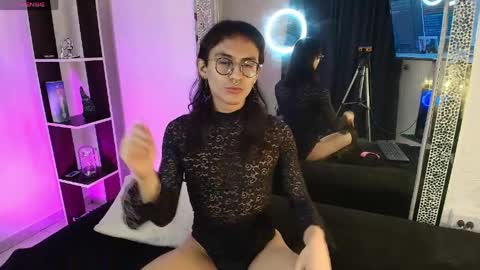 Snapshot of sweetobsidian_boy chatting on 7, 4, 2026 obsidian online show from 7, 4, 2026