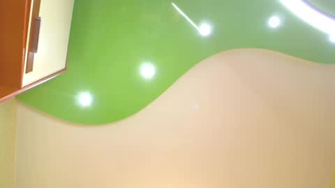 Veronica and Alex online show from 21, 9, 2025