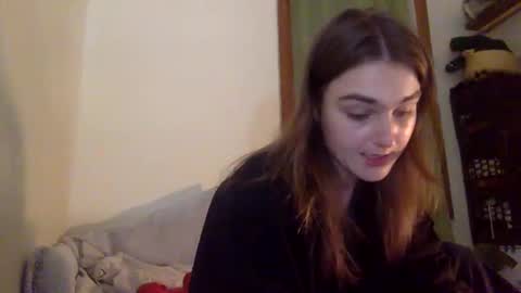 sweetpeach232323 online show from 21, 12, 2024