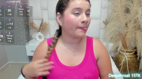 Snapshot of sweetpervert__ chatting on 23, 1, 2025 MIA online show from 23, 1, 2025