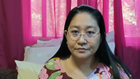 Snapshot of sweetpilipina88 chatting on 2, 7, 2026 MIA online show from 2, 7, 2026
