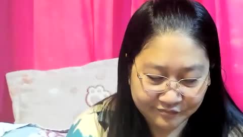 Snapshot of sweetpilipina88 chatting on 25, 7, 2026 MIA online show from 25, 7, 2026