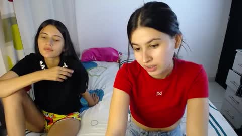 Snapshot of sweetpink1_ chatting on 19, 9, 2025 Caro Lily online show from 19, 9, 2025