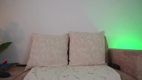 Snapshot of sweetpussyhot_ chatting on 30, 1, 2025 Hello Welcome Im here from WEDNESDAY to SUNDAY 430am to 830am and 3 to 7 timeMONDAY and TUESDAY i rest online show from 30, 1, 2025