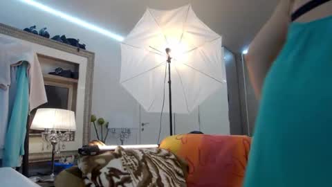 SweetRaisa online show from 2, 10, 2025