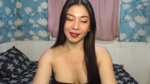 Sweet online show from 1, 1, 2025