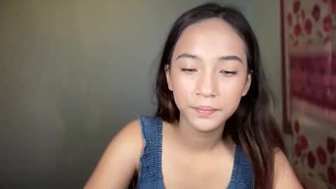 Snapshot of sweetsexy_miax chatting on 17, 11, 2025 Mia online show from 17, 11, 2025