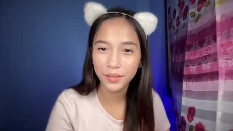 Snapshot of sweetsexy_miax chatting on 29, 11, 2025 Mia online show from 29, 11, 2025