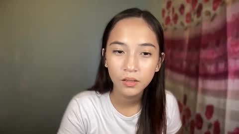 Snapshot of sweetsexy_miax chatting on 30, 11, 2025 Mia online show from 30, 11, 2025