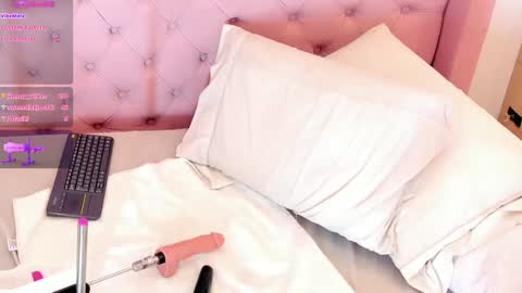 Sharon  online show from 4, 12, 2024