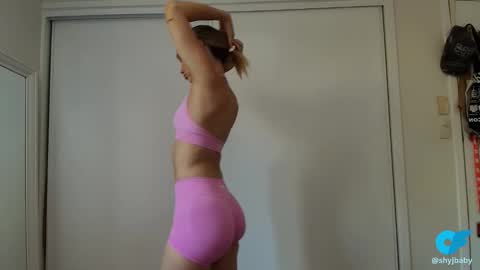 Snapshot of sweetshylax chatting on 11, 11, 2025 Shyla Jay online show from 11, 11, 2025