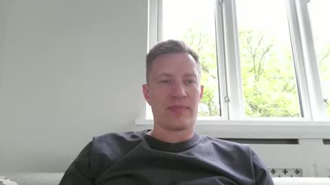 sweetsinner83 online show from 20, 5, 2026
