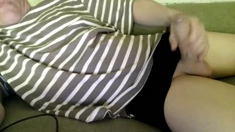 sweetsinner83 online show from 22, 5, 2026