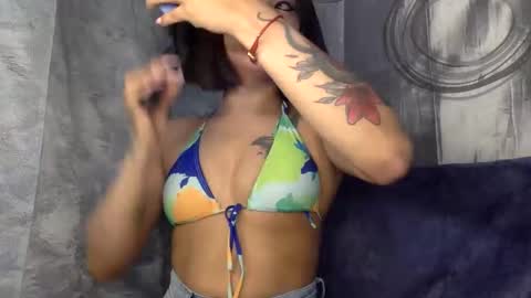 Snapshot of sweetspicypotato chatting on 15, 9, 2025 spicy online show from 15, 9, 2025