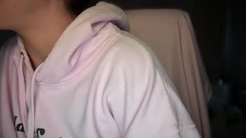 Snapshot of sweetssmashed chatting on 24, 10, 2025 sweetssmashed online show from 24, 10, 2025