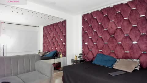 sweetstacy_ online show from 18, 2, 2025