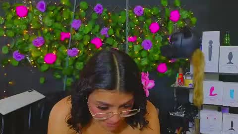 Molly -  INDEPENDENT MODEL online show from 23, 7, 2026