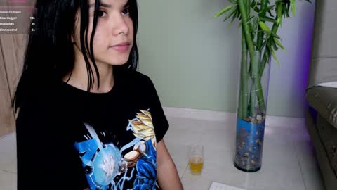 Snapshot of sweett_petite chatting on 26, 1, 2025 online show from 26, 1, 2025