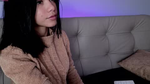 Snapshot of sweett_petite chatting on 1, 2, 2025 online show from 1, 2, 2025