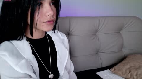 Snapshot of sweett_petite chatting on 7, 2, 2025 online show from 7, 2, 2025