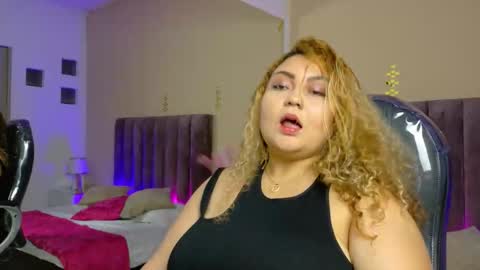 sweett rose   online show from 20, 12, 2025