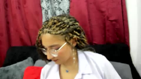 Snapshot of sweettcandys chatting on 7, 3, 2025 Carla Dubois online show from 7, 3, 2025
