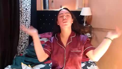 Snapshot of sweettrixiee chatting on 19, 10, 2025 Ms trixiee online show from 19, 10, 2025