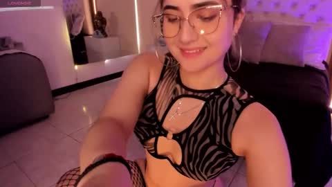Snapshot of sweetty_paulina chatting on 20, 10, 2025 Swetty. online show from 20, 10, 2025