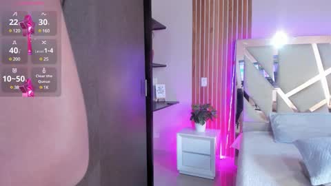 sweetviolet___ online show from 27, 2, 2025